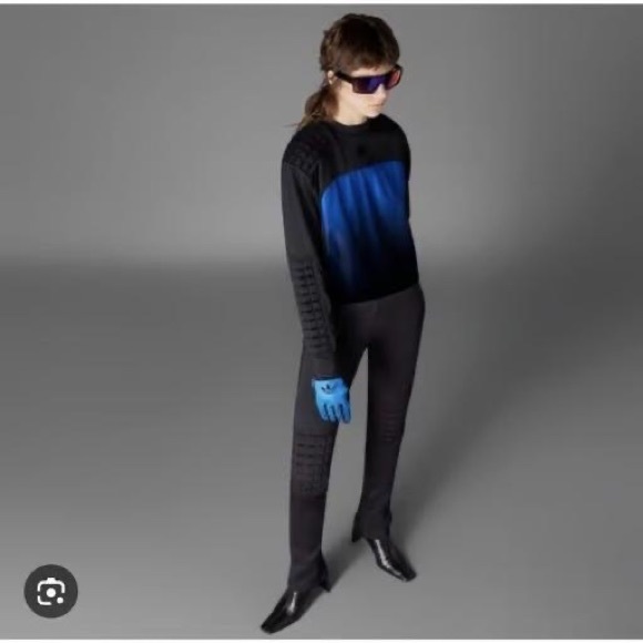 Adidas limited edition $150 soccer long sleeve fashion padded jersey shirt small - Picture 6 of 12